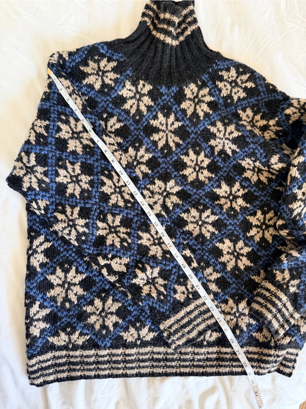 Vintage 90s J.Crew 100% Wool Nordic Snowflake Sweater - Picture 9 of 9